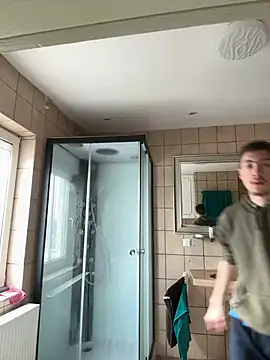 Snapshot of xy_monkeyBigCock chatting on March 15, 2025, 11:17 pm xy monkeyBigCock online show from March 15, 2025, 11:17 pm