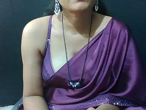 Snapshot of sugandha_bhabhi chatting on November 3, 2025, 4:54 pm sugandha bhabhi online show from November 3, 2025, 4:54 pm