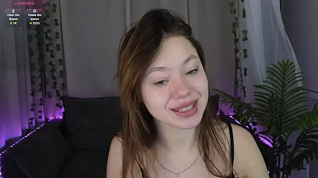 Snapshot of meow_mellie chatting on November 29, 2025, 3:06 am meow mellie online show from November 29, 2025, 3:06 am