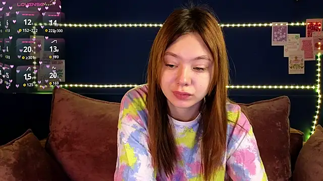 Snapshot of meow_mellie chatting on October 20, 2025, 2:13 am meow mellie online show from October 20, 2025, 2:13 am