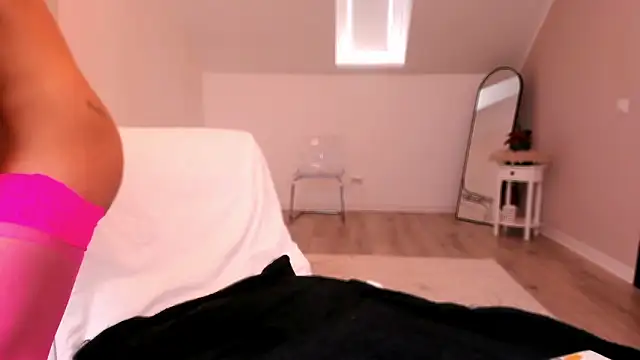 Snapshot of SabrinaSky chatting on March 21, 2025, 11:33 am SabrinaSky online show from March 21, 2025, 11:33 am