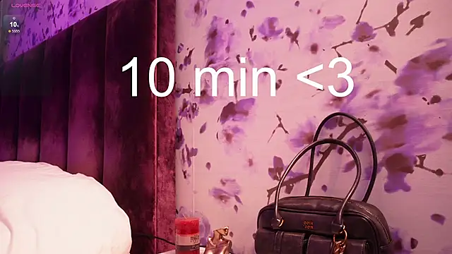 AnnettMonro online show from March 7, 2025, 11:27 pm