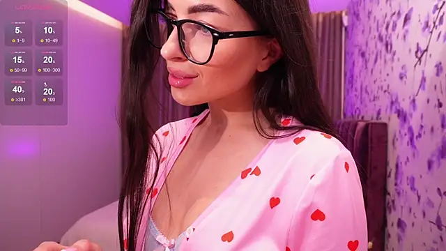 AnnettMonro online show from February 28, 2025, 8:28 pm