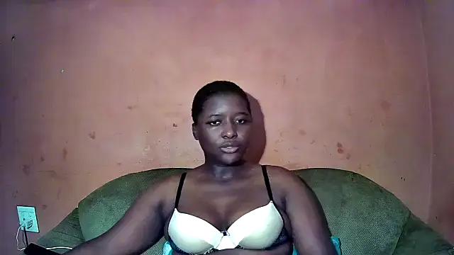 Snapshot of sexyhips2001 chatting on March 7, 2025, 7:05 pm sexyhips2001 online show from March 7, 2025, 7:05 pm