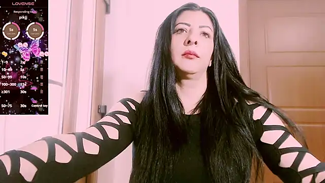Snapshot of Alina_eve chatting on May 3, 2026, 9:58 am Alina eve online show from May 3, 2026, 9:58 am