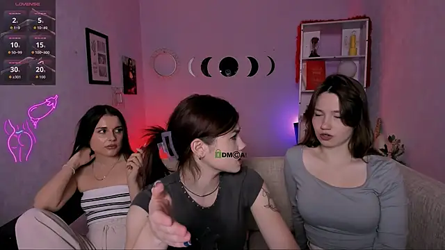 Snapshot of helli_belli chatting on May 10, 2026, 7:16 pm helli belli online show from May 10, 2026, 7:16 pm