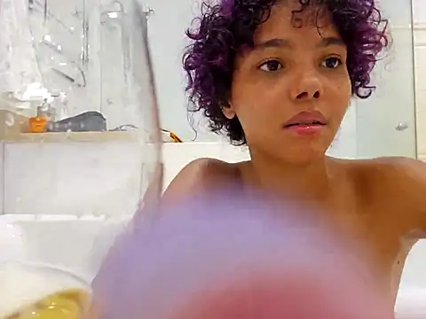 Snapshot of Cherry_kat chatting on March 13, 2025, 9:37 pm Cherry kat online show from March 13, 2025, 9:37 pm