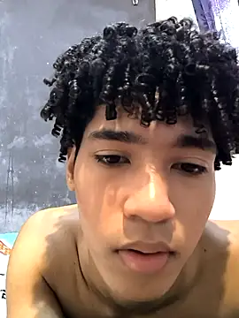 Snapshot of Thony444 chatting on March 6, 2025, 6:37 pm Thony444 online show from March 6, 2025, 6:37 pm