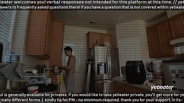 Snapshot of yetieater chatting on July 16, 2026, 3:31 pm yetieater online show from July 16, 2026, 3:31 pm