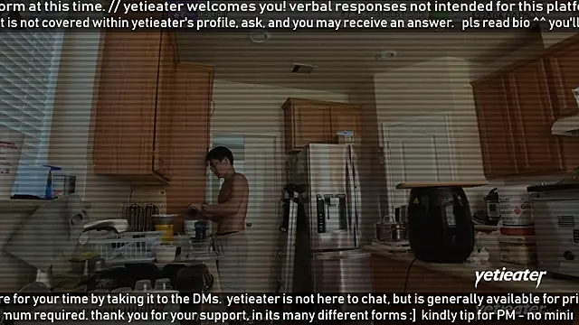 Snapshot of yetieater chatting on May 24, 2026, 5:13 pm yetieater online show from May 24, 2026, 5:13 pm