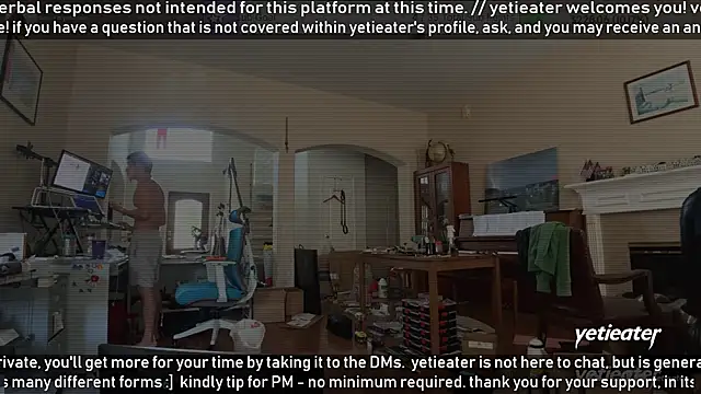 Snapshot of yetieater chatting on May 11, 2026, 4:04 pm yetieater online show from May 11, 2026, 4:04 pm