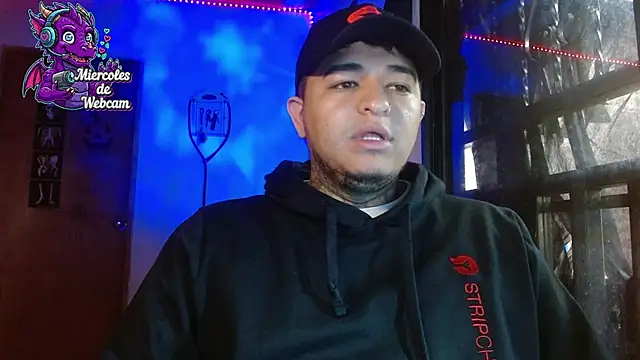 Snapshot of Strip_Classes_Col chatting on October 29, 2025, 3:11 pm Strip Classes Col online show from October 29, 2025, 3:11 pm