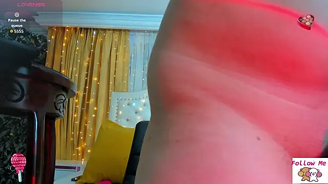 Snapshot of sasha_blake_ chatting on November 2, 2025, 12:21 pm sasha blake online show from November 2, 2025, 12:21 pm