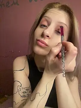 Snapshot of amorearte_m chatting on December 5, 2025, 2:48 pm amorearte m online show from December 5, 2025, 2:48 pm