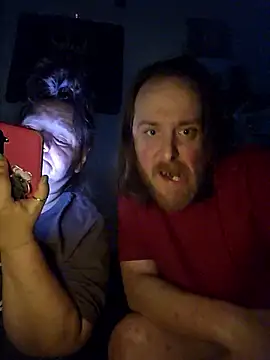 Snapshot of SpnzTnT chatting on January 13, 2026, 4:16 am SpnzTnT online show from January 13, 2026, 4:16 am