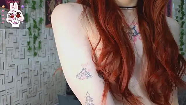 Snapshot of Lusy_PickMe chatting on November 24, 2025, 5:18 am Lusy PickMe online show from November 24, 2025, 5:18 am