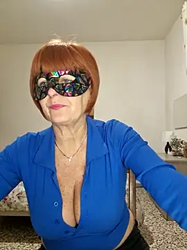 Gattina74 online show from November 24, 2025, 3:23 pm