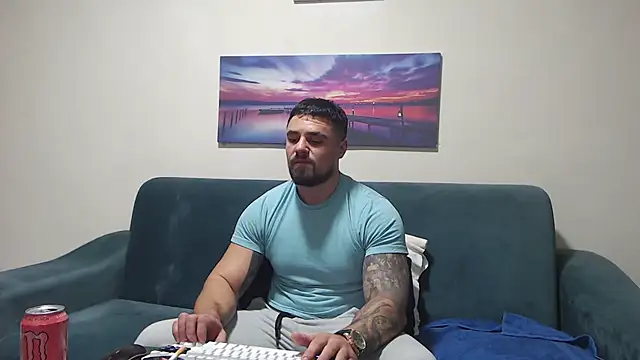 Snapshot of Tiberius_hunk chatting on December 3, 2025, 5:01 pm Tiberius hunk online show from December 3, 2025, 5:01 pm