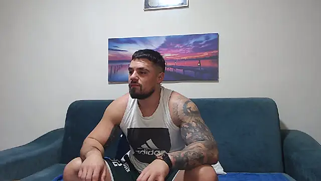 Snapshot of Tiberius_hunk chatting on November 26, 2025, 6:02 am Tiberius hunk online show from November 26, 2025, 6:02 am