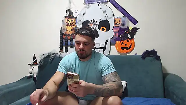 Snapshot of Tiberius_hunk chatting on November 8, 2025, 1:58 pm Tiberius hunk online show from November 8, 2025, 1:58 pm