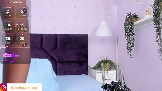 Hanaahquinn online show from September 19, 2025, 11:58 am