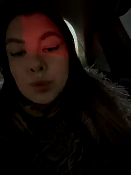 HannaJohnson online show from December 4, 2025, 5:50 am