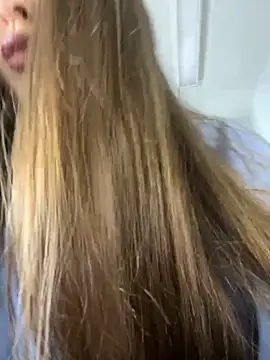 HannaJohnson online show from October 14, 2025, 6:25 am