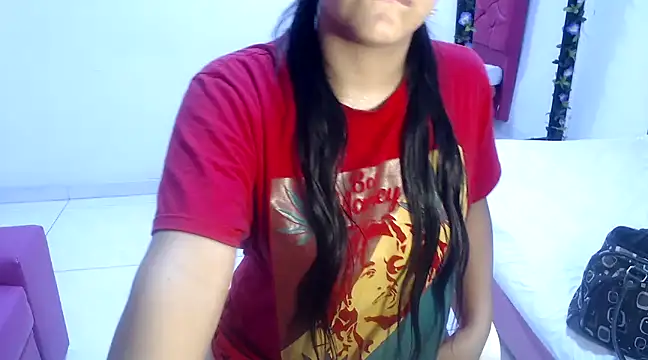 alejaclark online show from March 11, 2025, 11:58 pm