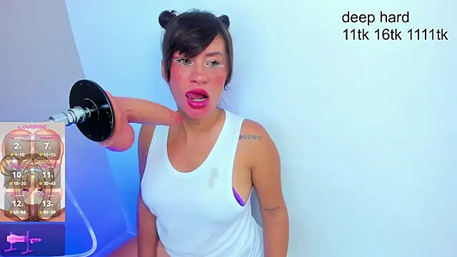 Snapshot of Maye_U chatting on April 16, 2026, 1:01 pm Maye U online show from April 16, 2026, 1:01 pm