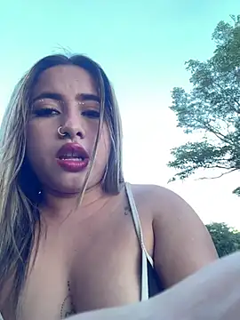 Snapshot of lunaxxx_69 chatting on July 24, 2026, 8:38 pm lunaxxx 69 online show from July 24, 2026, 8:38 pm