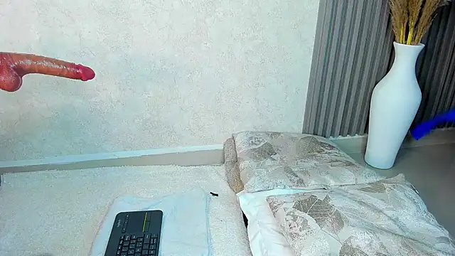 im hanna1 online show from May 26, 2026, 5:05 am