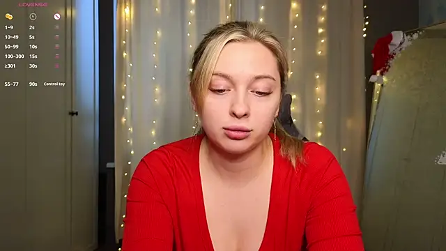 Snapshot of christie_luv chatting on January 8, 2026, 1:06 pm christie luv online show from January 8, 2026, 1:06 pm