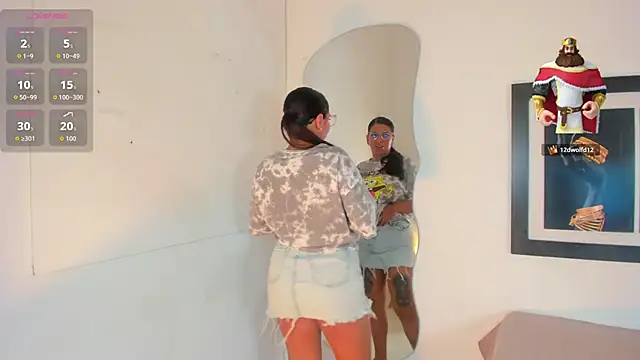 Snapshot of emilyy_cooperr chatting on November 26, 2025, 12:16 pm emilyy cooperr online show from November 26, 2025, 12:16 pm