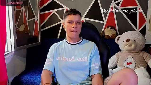 Snapshot of demimoore222 chatting on November 25, 2025, 5:13 pm demimoore222 online show from November 25, 2025, 5:13 pm