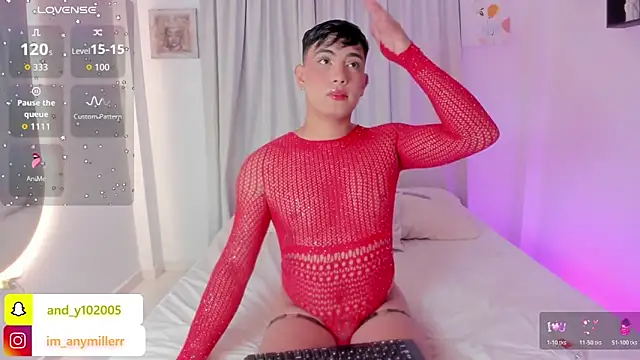 Snapshot of CarringtonAndy chatting on November 14, 2025, 3:32 am CarringtonAndy online show from November 14, 2025, 3:32 am