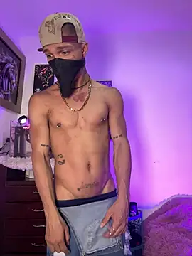 Snapshot of CRAZY-BOY99 chatting on May 27, 2026, 1:57 am CRAZY-BOY99 online show from May 27, 2026, 1:57 am