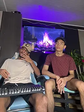 Snapshot of Miguel_bigcock chatting on March 9, 2025, 9:14 pm Miguel bigcock online show from March 9, 2025, 9:14 pm