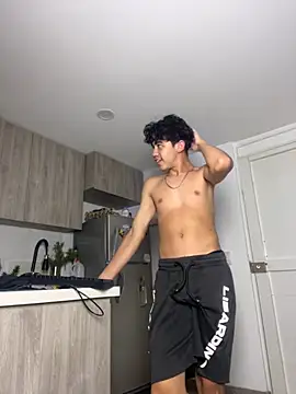 Snapshot of Miguel_bigcock chatting on September 18, 2025, 11:19 pm Miguel bigcock online show from September 18, 2025, 11:19 pm