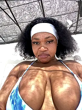 CuteSexyBoobz online show from October 7, 2025, 9:43 am