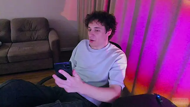 yoshizxc online show from March 7, 2025, 3:07 pm