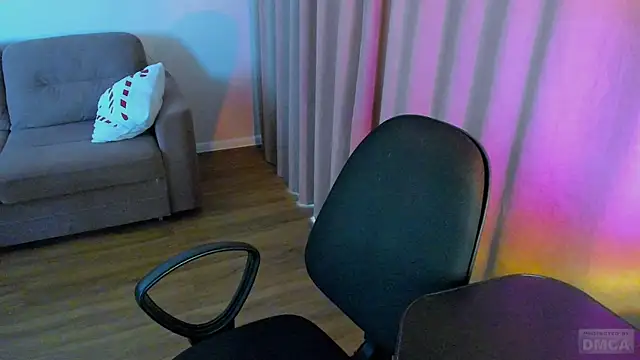 yoshizxc online show from March 3, 2025, 9:34 am