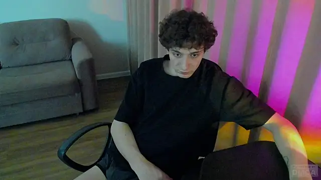 yoshizxc online show from March 2, 2025, 10:16 am