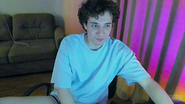 yoshizxc online show from March 8, 2025, 3:24 pm