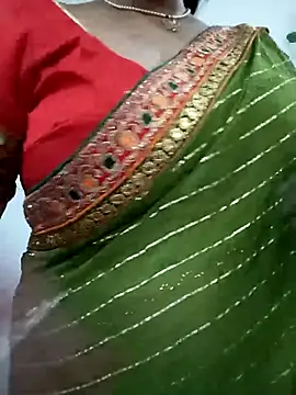 Snapshot of Neha-Bhabhi-Rasily chatting on October 13, 2025, 9:55 am Neha-Bhabhi-Rasily online show from October 13, 2025, 9:55 am