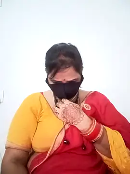 Snapshot of Neha-Bhabhi-Rasily chatting on September 16, 2025, 7:20 am Neha-Bhabhi-Rasily online show from September 16, 2025, 7:20 am