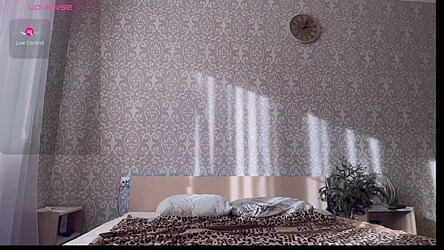 Snapshot of JaneVibes chatting on January 11, 2026, 7:26 am JaneVibes online show from January 11, 2026, 7:26 am