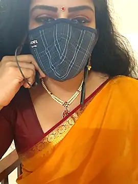 Snapshot of ashmitha chatting on November 18, 2025, 4:10 pm ashmitha online show from November 18, 2025, 4:10 pm