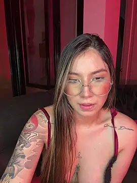 Snapshot of MaddisonCollins chatting on February 13, 2026, 12:43 am MaddisonCollins online show from February 13, 2026, 12:43 am