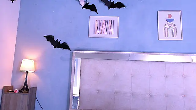 Emily Castillo 1 online show from November 25, 2025, 4:57 am