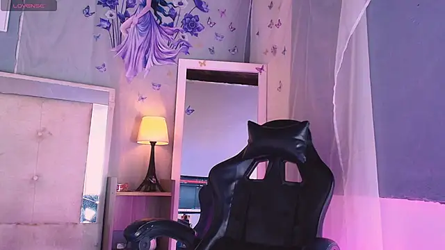 Emily Castillo 1 online show from April 11, 2026, 4:53 am